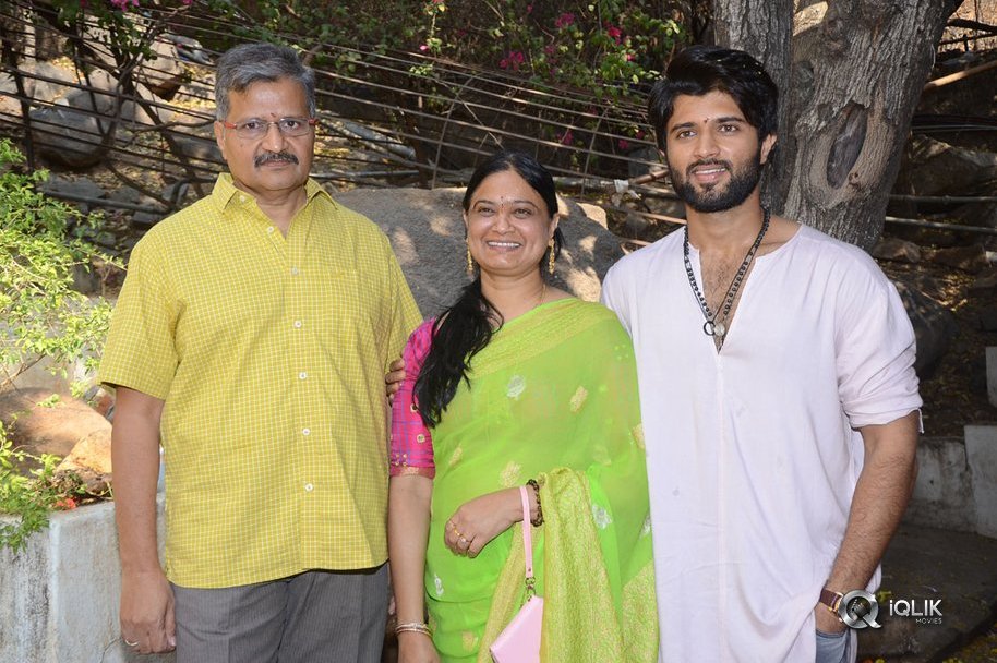Vijay-Devarakonda-New-Movie-Opening-Photos